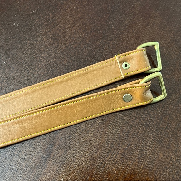 Vintage DOONEY & BOURKE Tan Leather Replacement Purse Strap w/ Brass D Rings - Picture 5 of 10